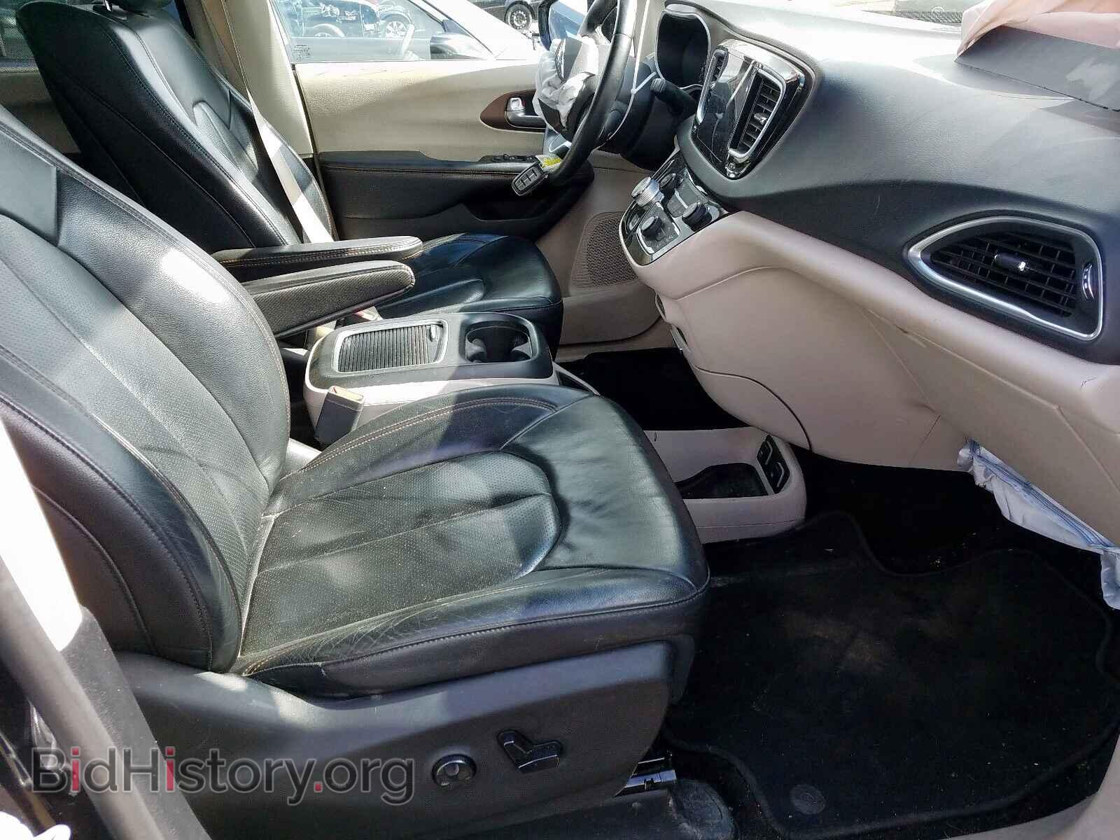 2017 CHRYSLER PACIFICA - VIN: 2C4RC1EGXHR541018 - Photo 5
