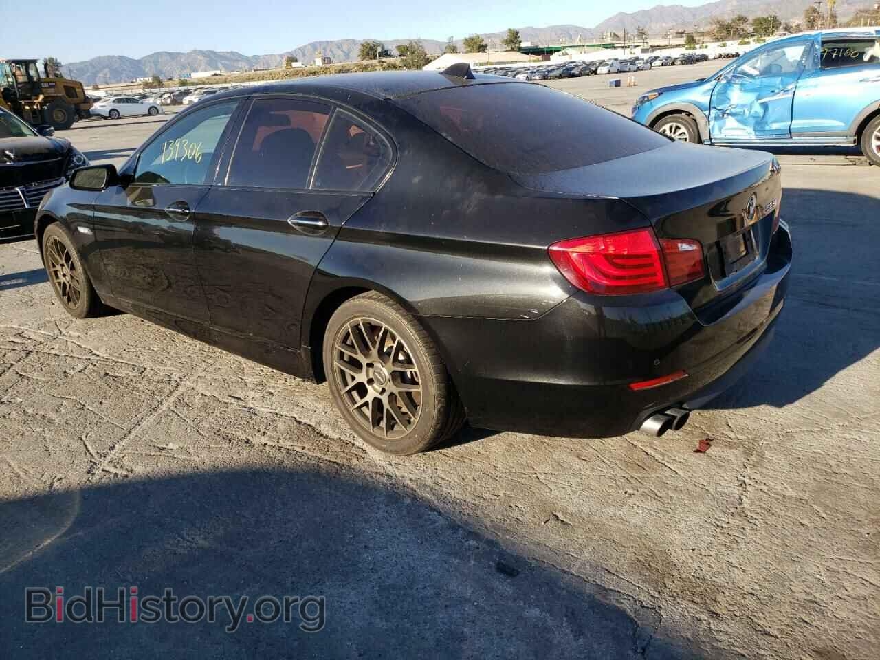2012 BMW 5 SERIES - VIN: WBAXG5C52CDX05746 - Фото 3