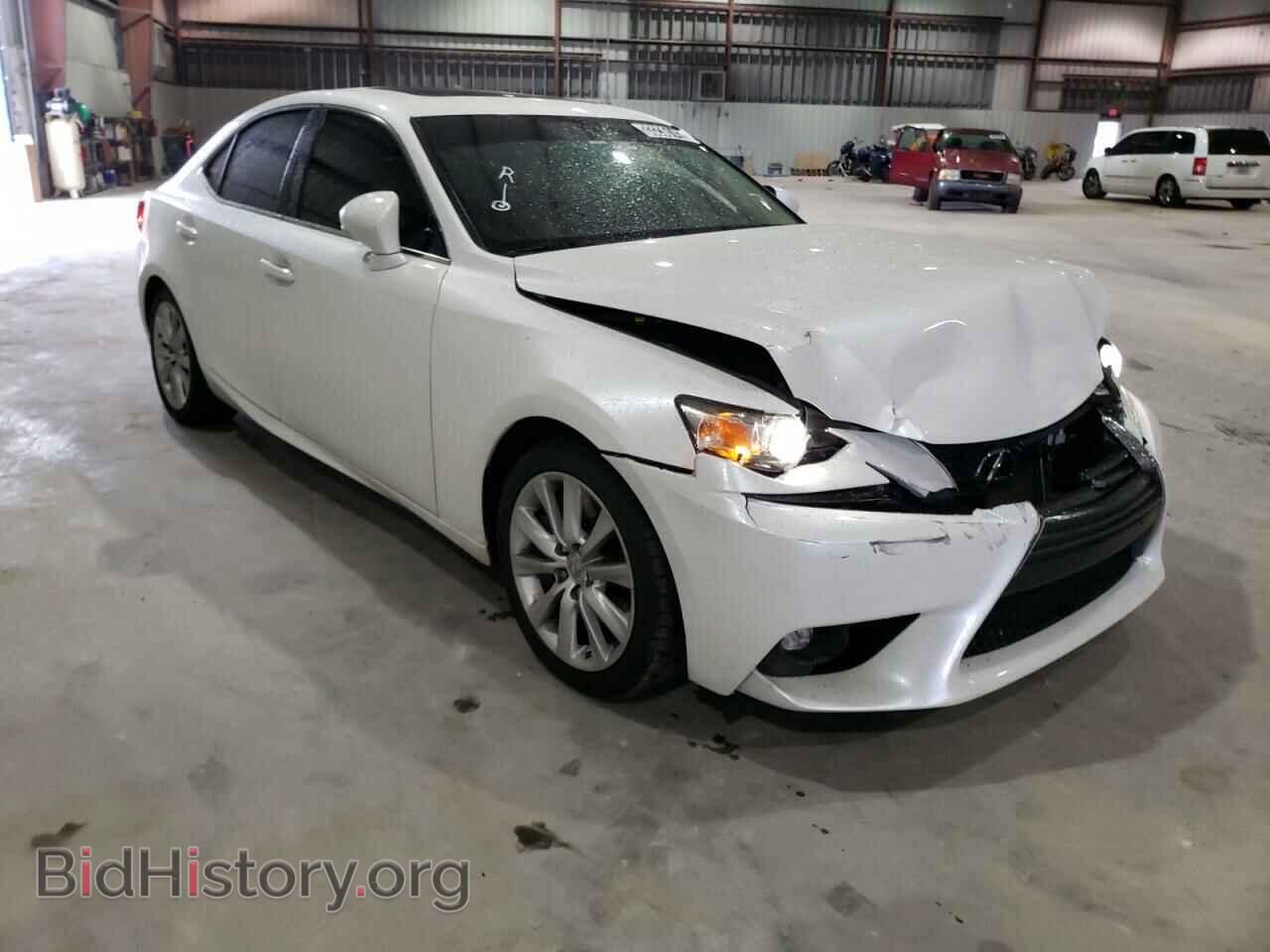 Photo JTHBA1D21G5020275 - LEXUS IS 2016