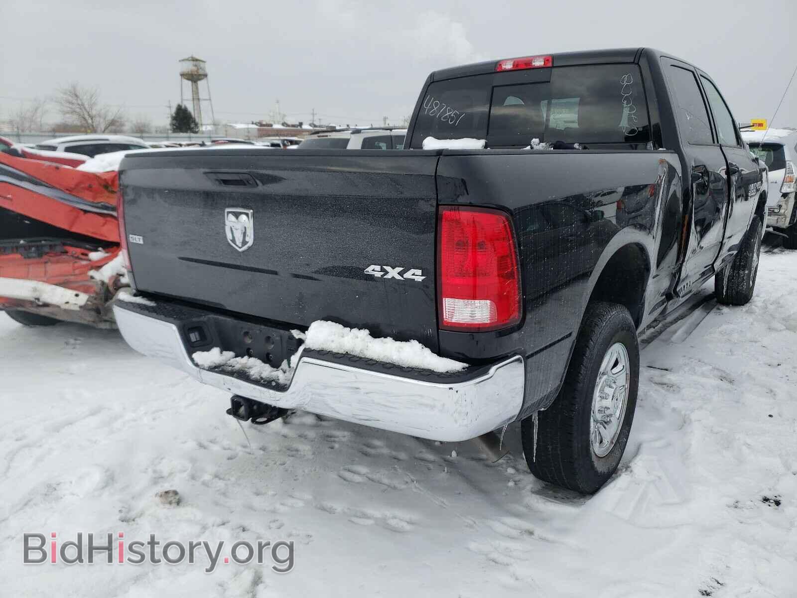 2018 RAM 2500 - VIN: 3C6TR5DT3JG411109 - Photo 4
