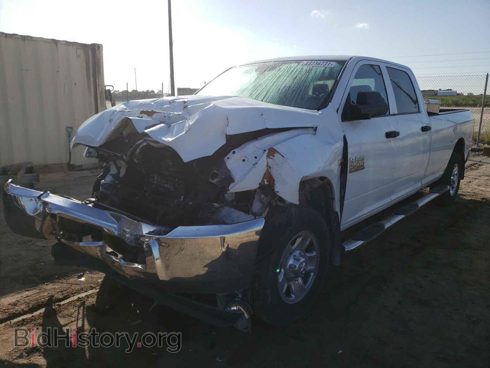 2018 RAM 2500 - VIN: 3C6UR4HJ3JG104966 - Фото 2