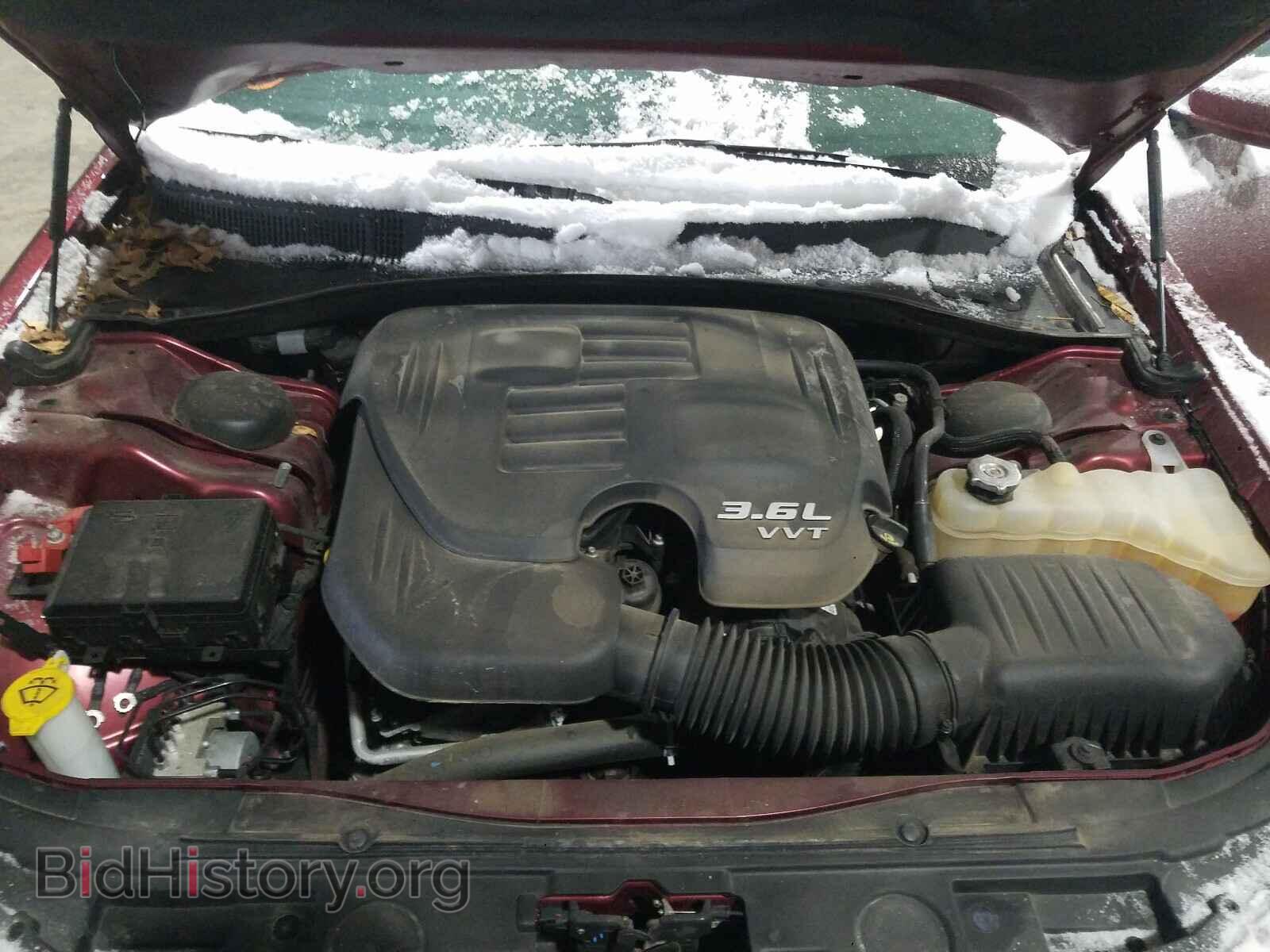 2019 CHRYSLER 300 - VIN: 2C3CCABG2KH628780 - Фото 7