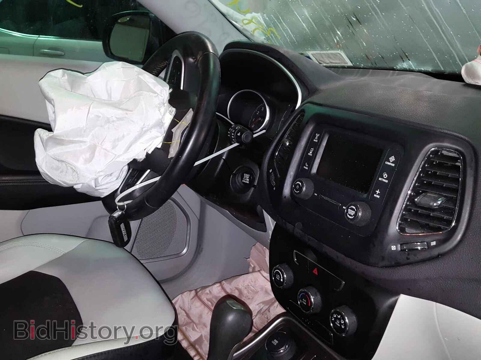 2018 JEEP COMPASS - VIN: 3C4NJDBB9JT150217 - Фото 9