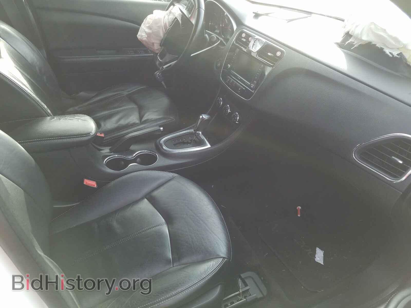 2011 CHRYSLER 200 - VIN: 1C3BC2FB9BN571761 - Фото 5