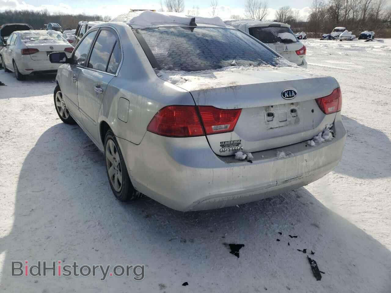 2009 KIA OPTIMA - VIN: KNAGE228295282850 - Фото 3