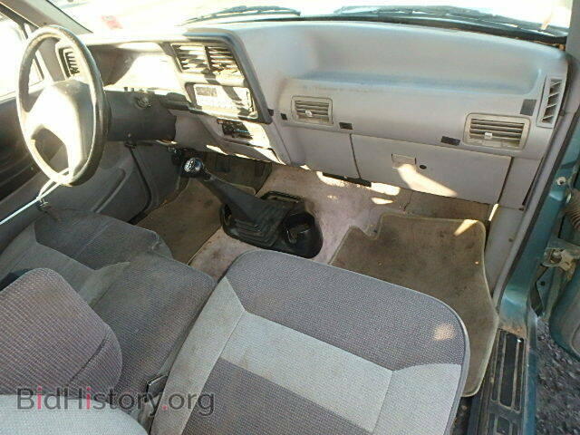 1994 MAZDA B2300 - VIN: 4F4CR16A6RTM82923 - Фото 9
