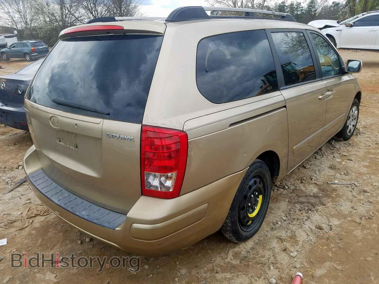2007 HYUNDAI ENTOURAGE - VIN: KNDMC233276028769 - Фото 4