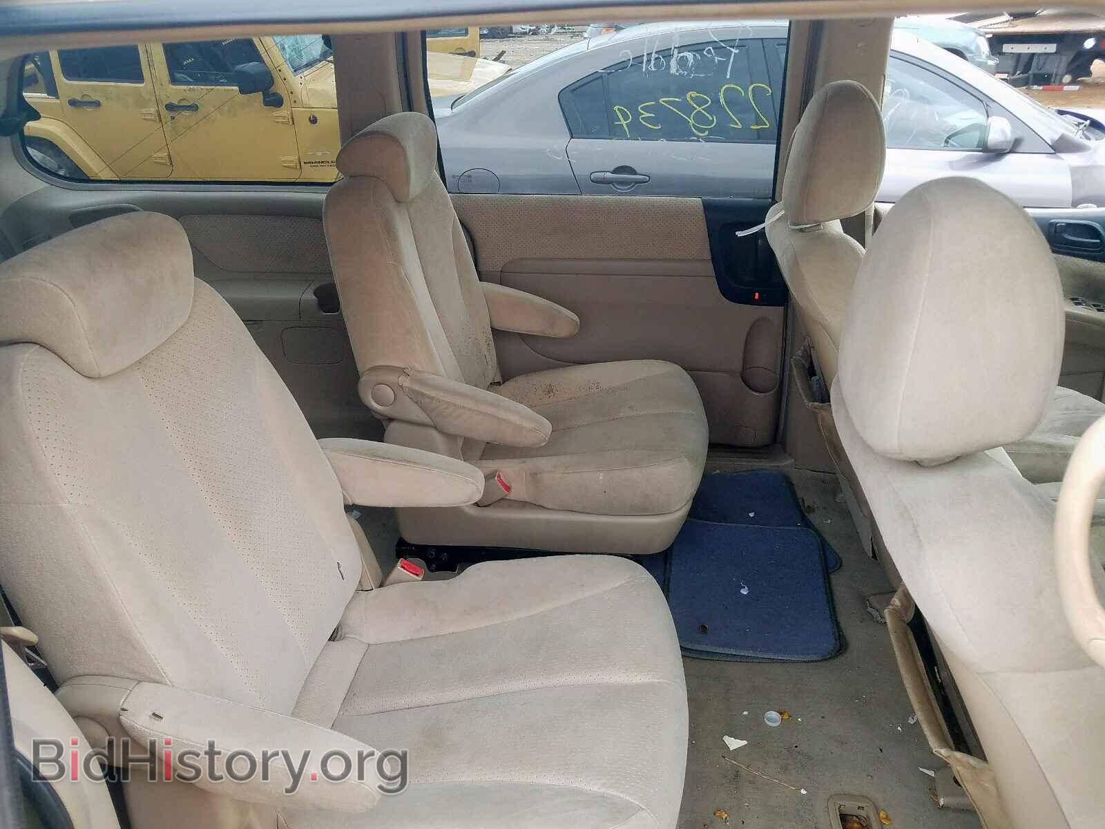 2007 HYUNDAI ENTOURAGE - VIN: KNDMC233276028769 - Фото 6