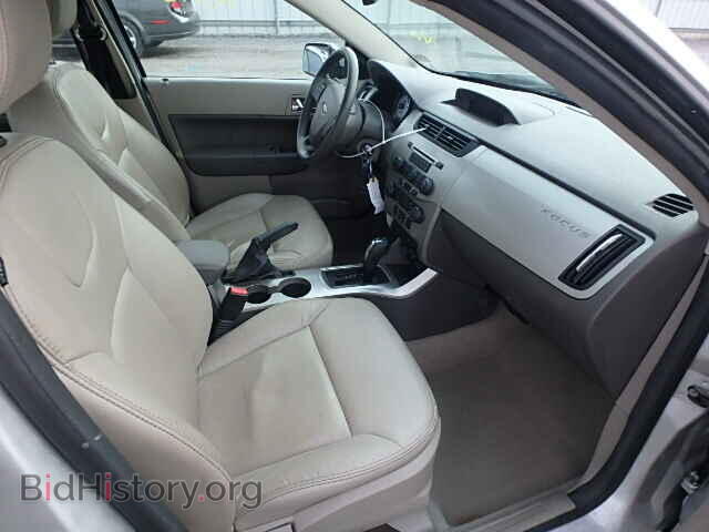 2009 FORD FOCUS - VIN: 1FAHP37N99W181052 - Фото 5