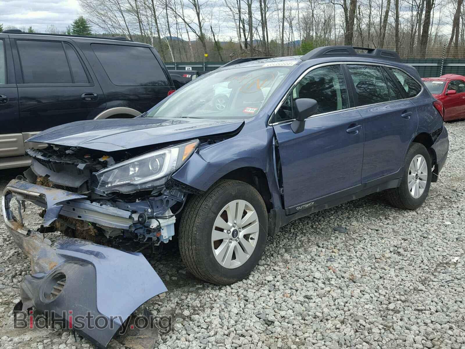 2018 SUBARU OUTBACK - VIN: 4S4BSAAC5J3217749 - Фото 2