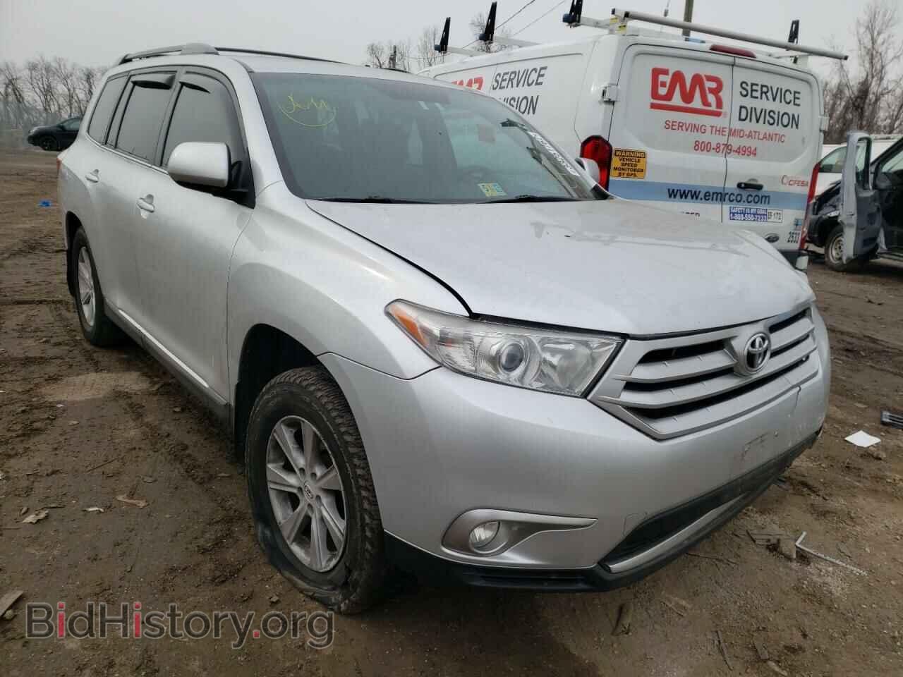 Фотография 5TDBK3EH9CS144425 - TOYOTA HIGHLANDER 2012