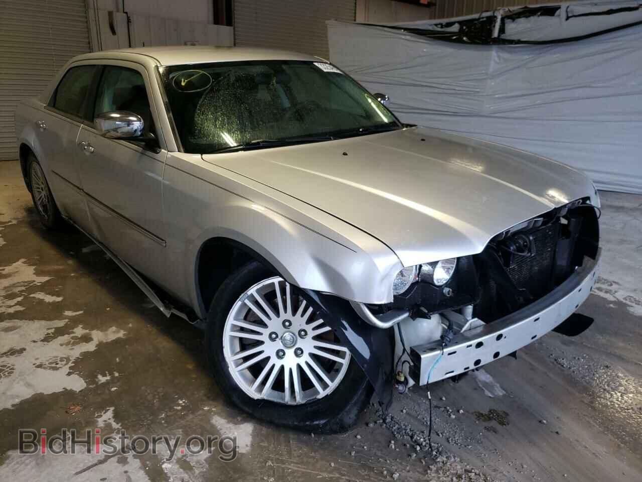 Photo 2C3CA4CD1AH173768 - CHRYSLER 300 2010