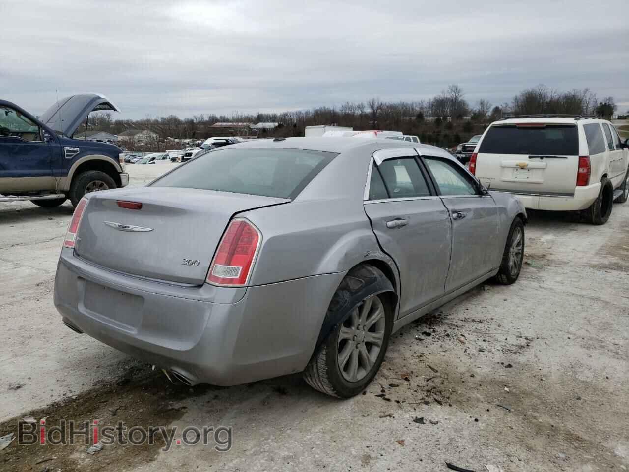 2013 CHRYSLER 300 - VIN: 2C3CCAGG0DH603744 - Фото 4