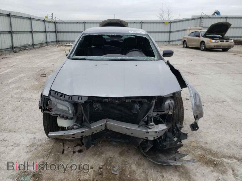 2013 Chrysler 300 (VIN 2C3CCAGG0DH603744) — photo 9 of 10