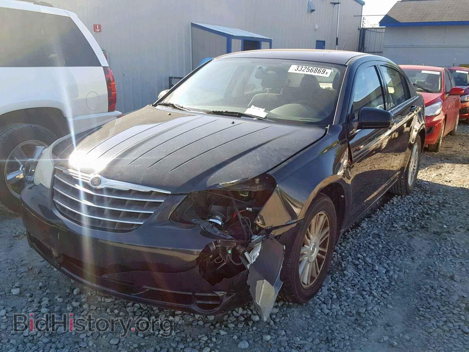 2010 CHRYSLER SEBRING - VIN: 1C3CC4FB3AN205888 - Фото 2