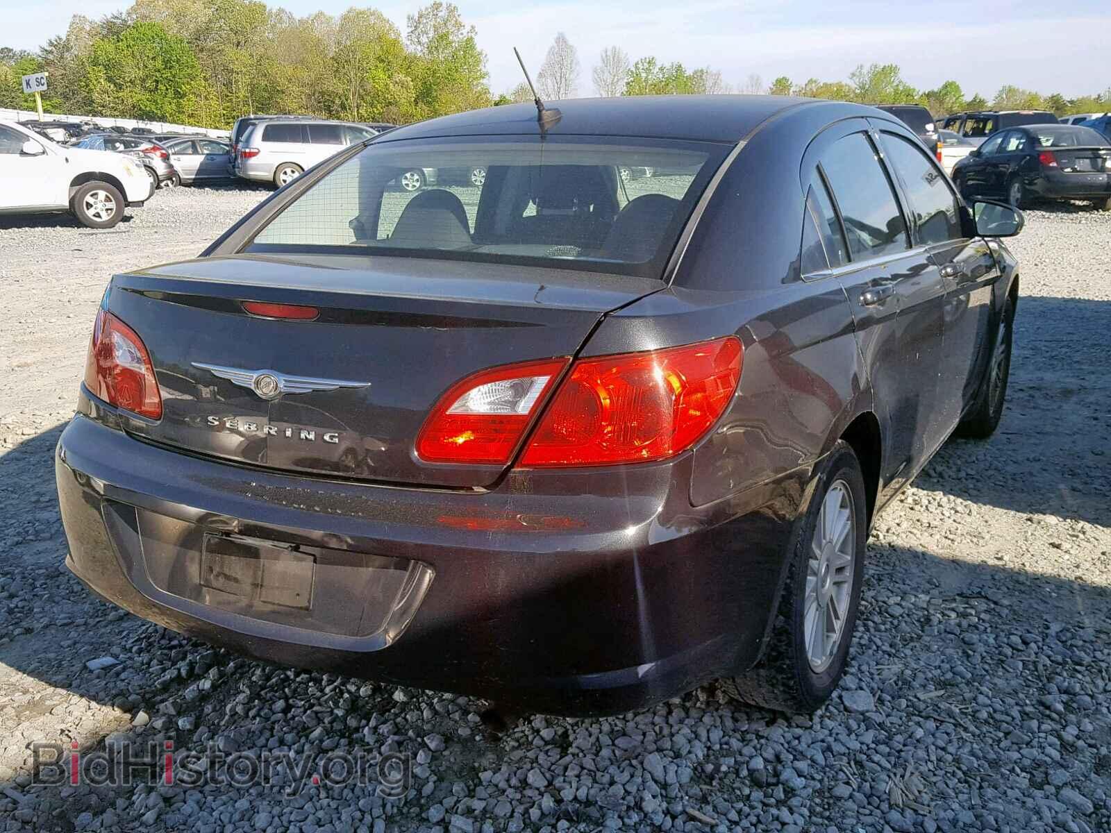 2010 CHRYSLER SEBRING - VIN: 1C3CC4FB3AN205888 - Фото 4