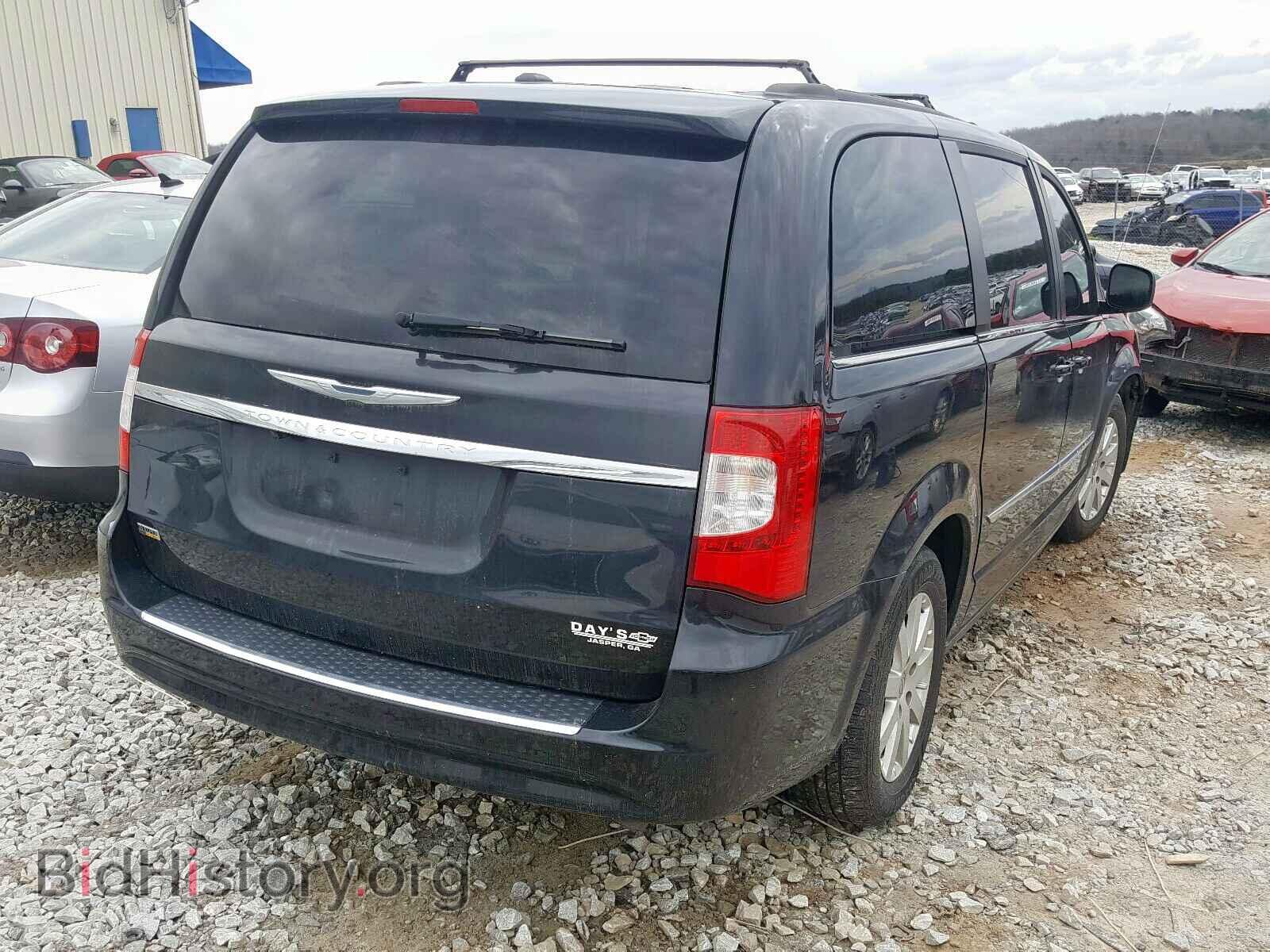 2016 CHRYSLER TOWN & COU - VIN: 2C4RC1BG3GR253005 - Фото 4