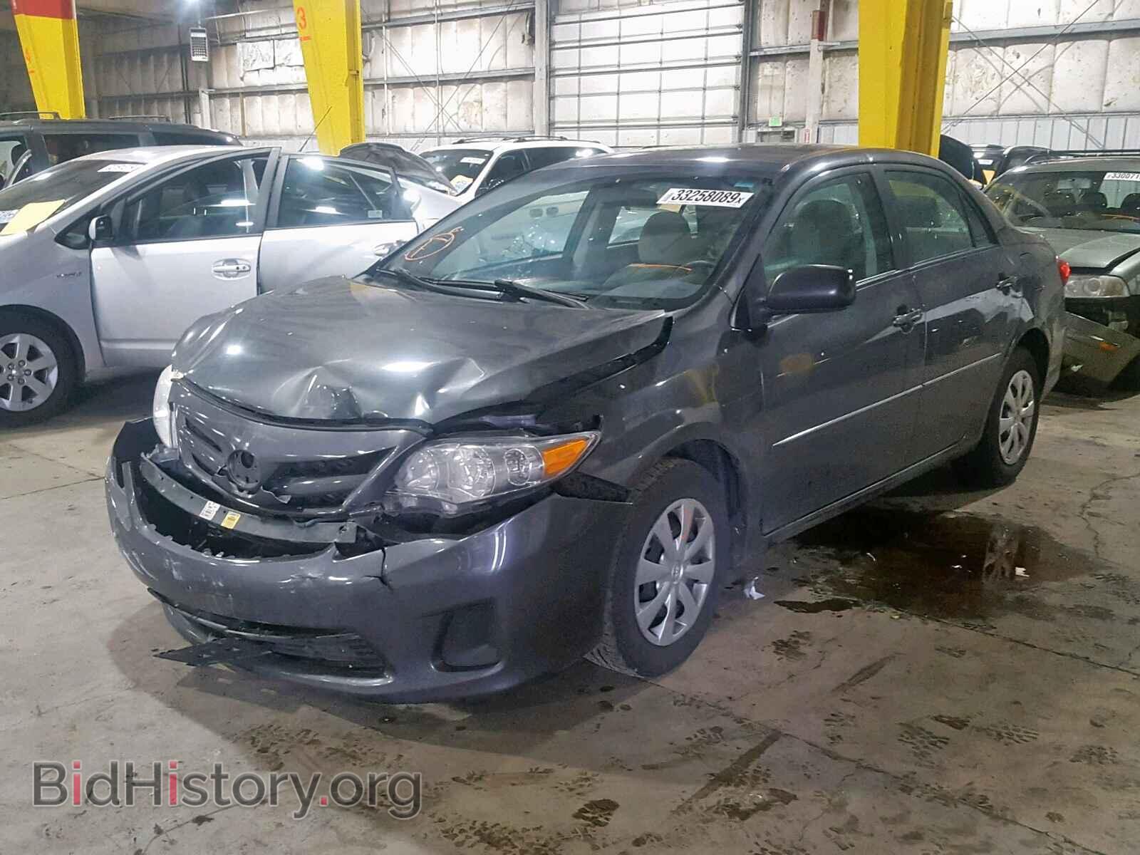 2011 TOYOTA COROLLA BA - VIN: 2T1BU4EE1BC732820 - Фото 2