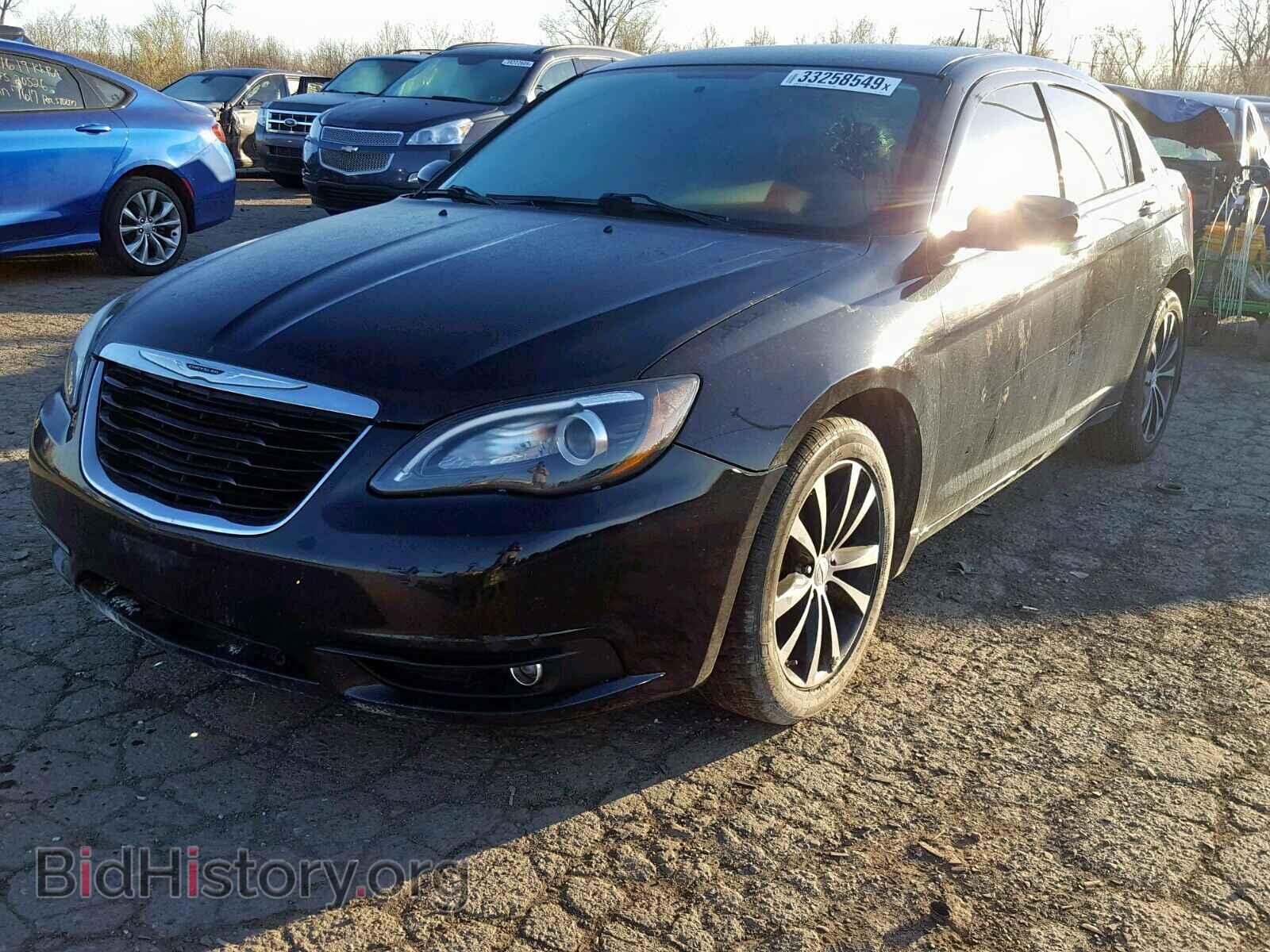 2013 CHRYSLER 200 - VIN: 1C3CCBCG4DN595537 - Фото 2