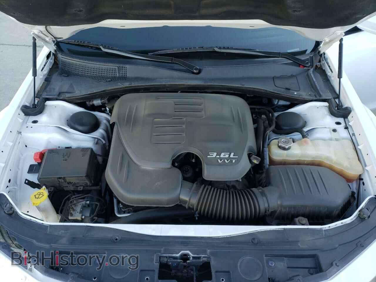 2018 CHRYSLER 300 - VIN: 2C3CCABG8JH261320 - Фото 7