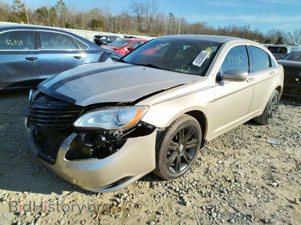 2013 CHRYSLER 200 - VIN: 1C3CCBBB4DN574533 - Фото 2