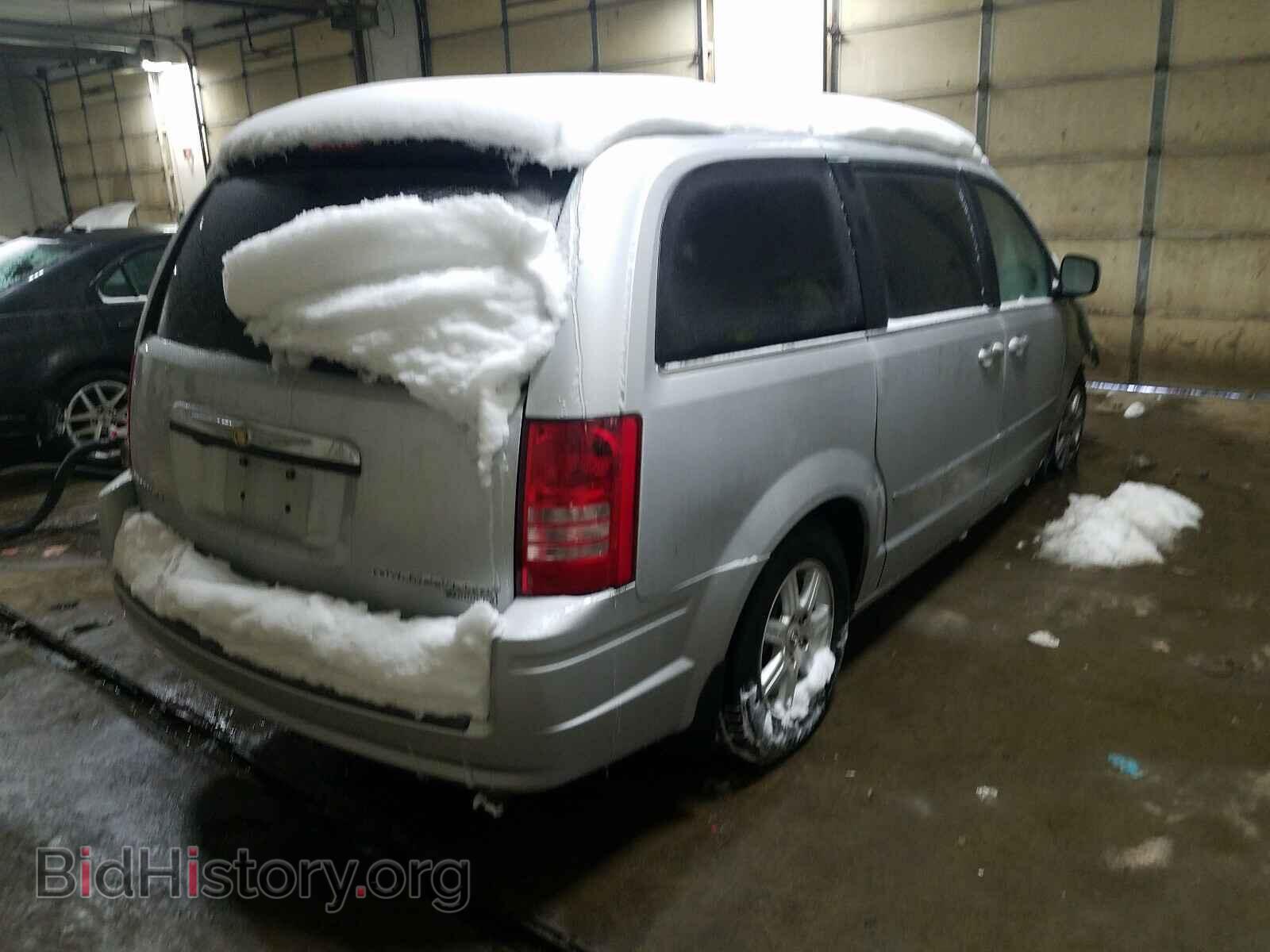 2009 CHRYSLER MINIVAN - VIN: 2A8HR54129R632955 - Фото 4