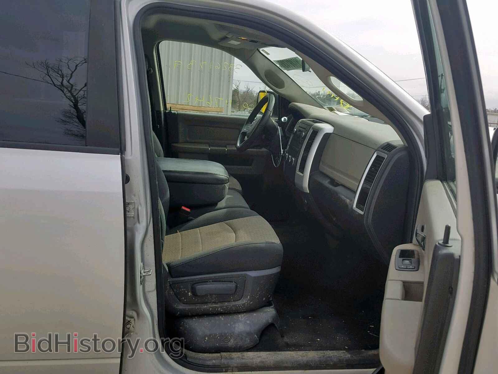 2011 DODGE RAM 1500 - VIN: 1D7RV1CT9BS602316 - Фото 5