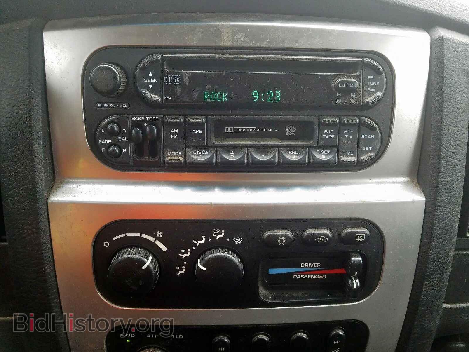 2004 DODGE RAM 1500 - VIN: 1D7HU18D74S630084 - Фото 9