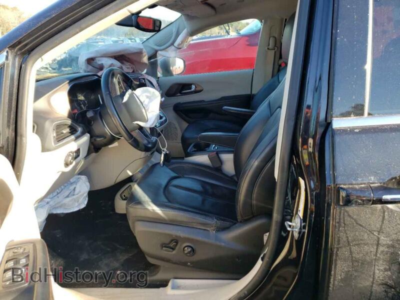 2018 Chrysler PACIFICA (VIN 2C4RC1EG7JR334138) — photo 5 of 10