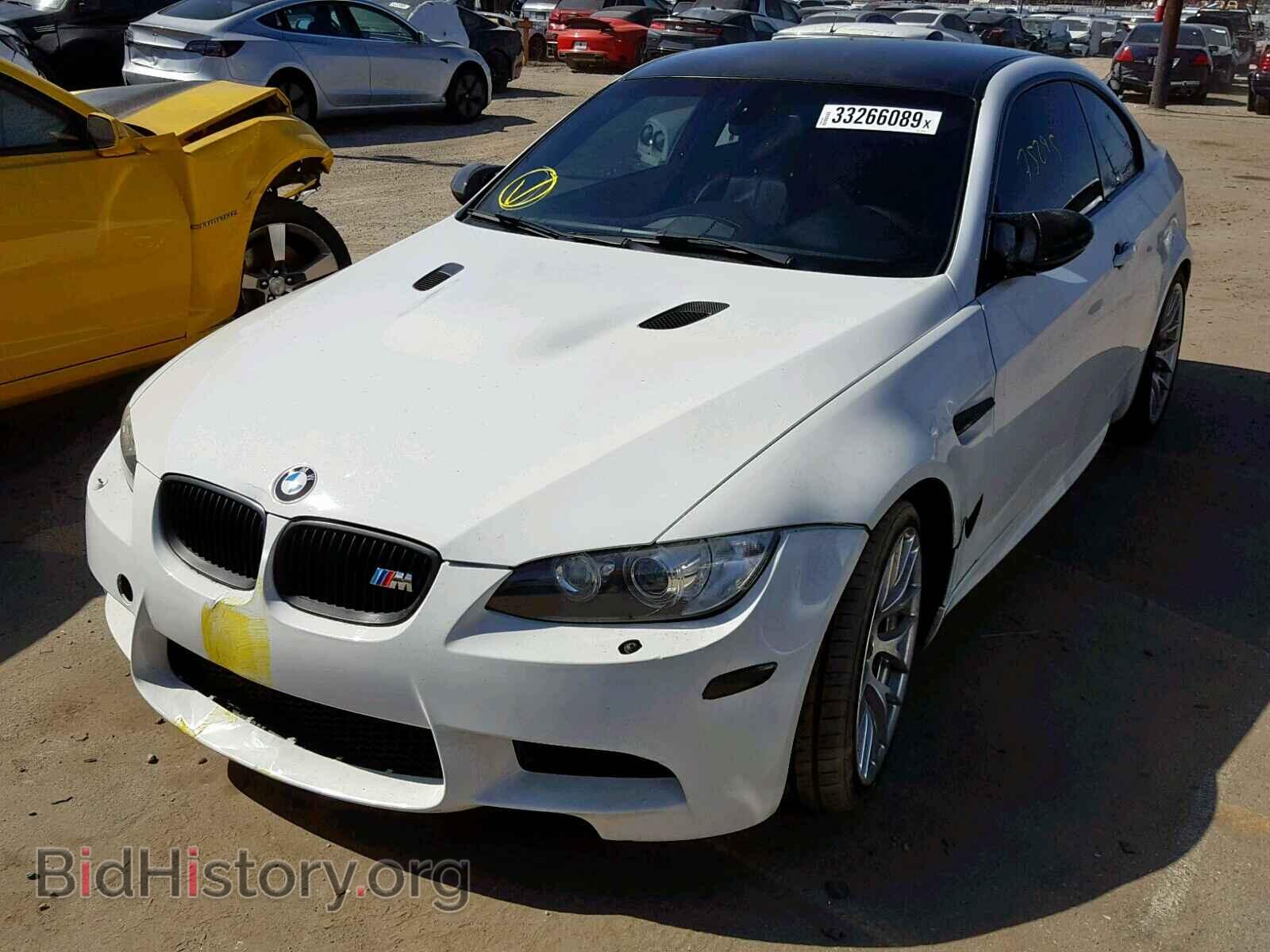 2011 BMW M3 - VIN: WBSKG9C55BE367684 - Фото 2