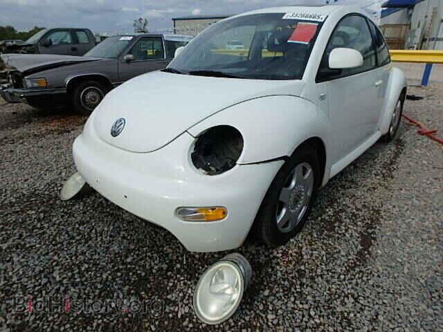 2000 VOLKSWAGEN BEETLE - VIN: 3VWCA21C8YM489932 - Фото 2