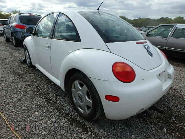 2000 VOLKSWAGEN BEETLE - VIN: 3VWCA21C8YM489932 - Фото 3