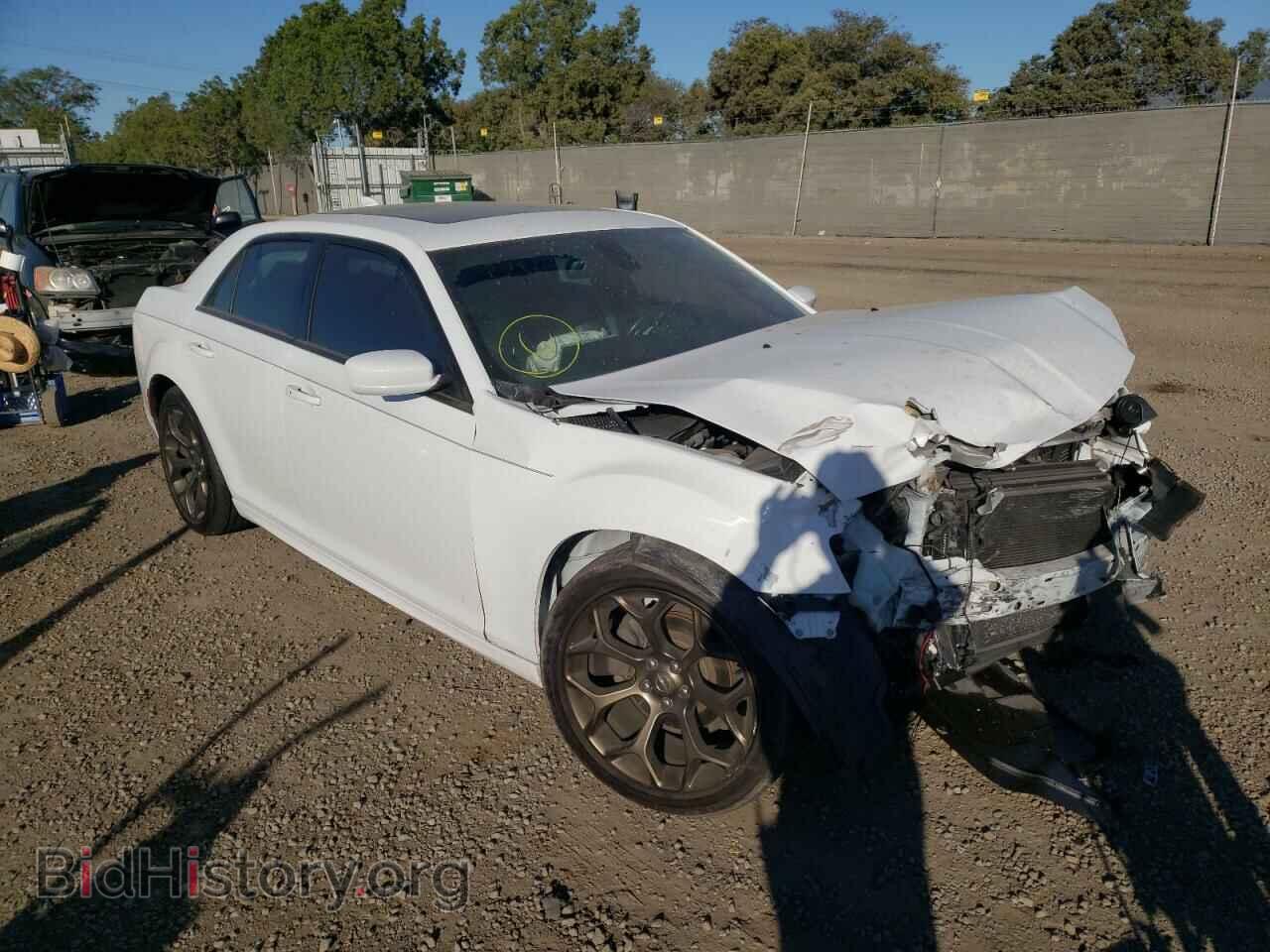 Фотография 2C3CCABG2GH269423 - CHRYSLER 300 2016