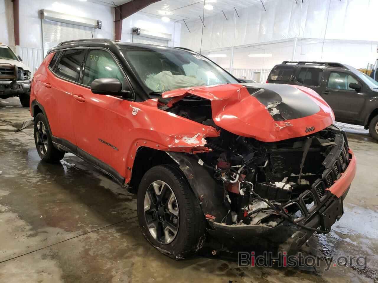 Photo 3C4NJDDB6JT211939 - JEEP COMPASS 2018