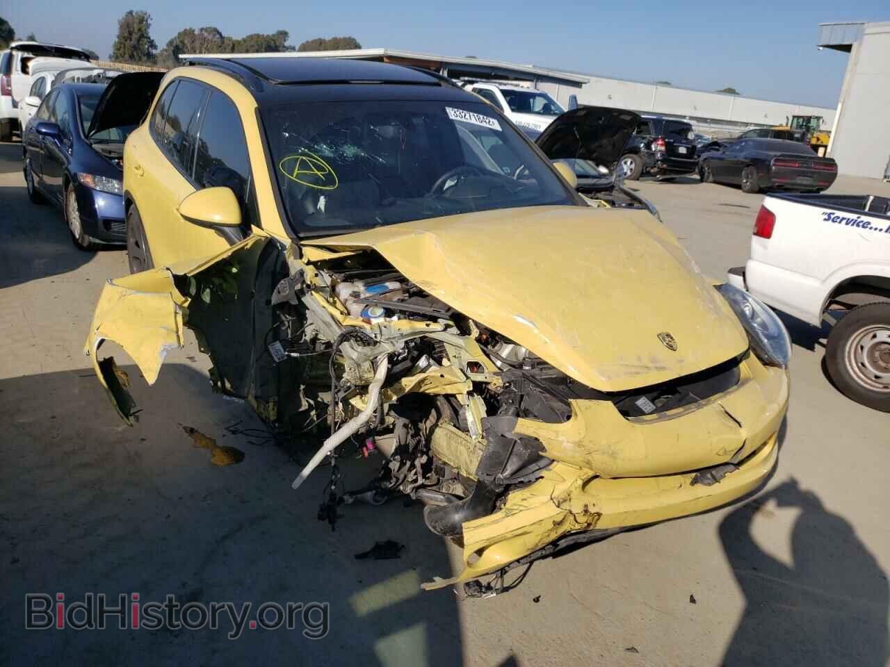 Photo WP1AB2A20BLA55428 - PORSCHE CAYENNE 2011