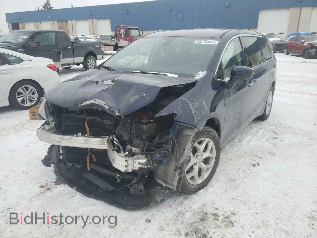 2018 CHRYSLER PACIFICA - VIN: 2C4RC1FG1JR126061 - Photo 2