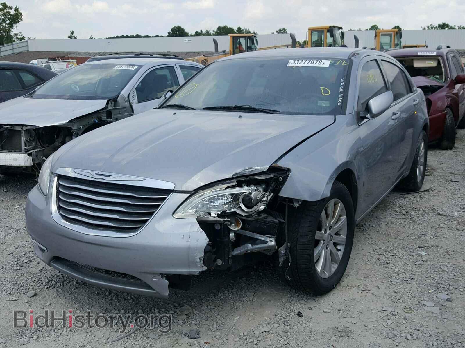 2013 CHRYSLER 200 - VIN: 1C3CCBBB3DN633488 - Photo 2