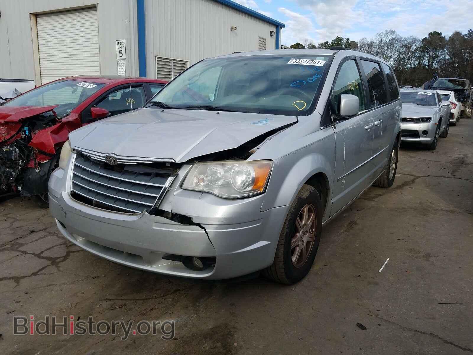 2010 CHRYSLER MINIVAN - VIN: 2A4RR5D18AR373379 - Photo 2