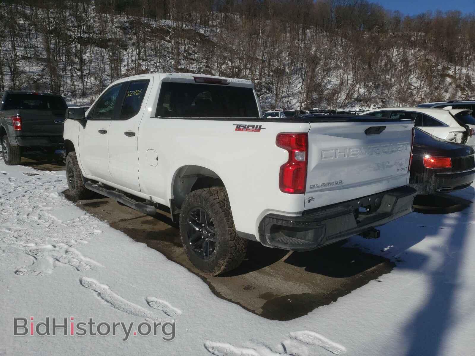 2020 CHEVROLET SILVERADO - VIN: 1GCRYCEH3LZ243768 - Фото 3