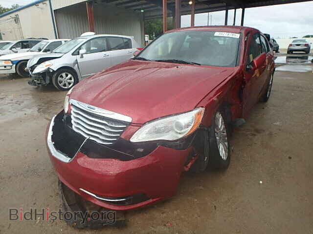 2013 CHRYSLER 200 - VIN: 1C3CCBAB6DN685764 - Фото 2