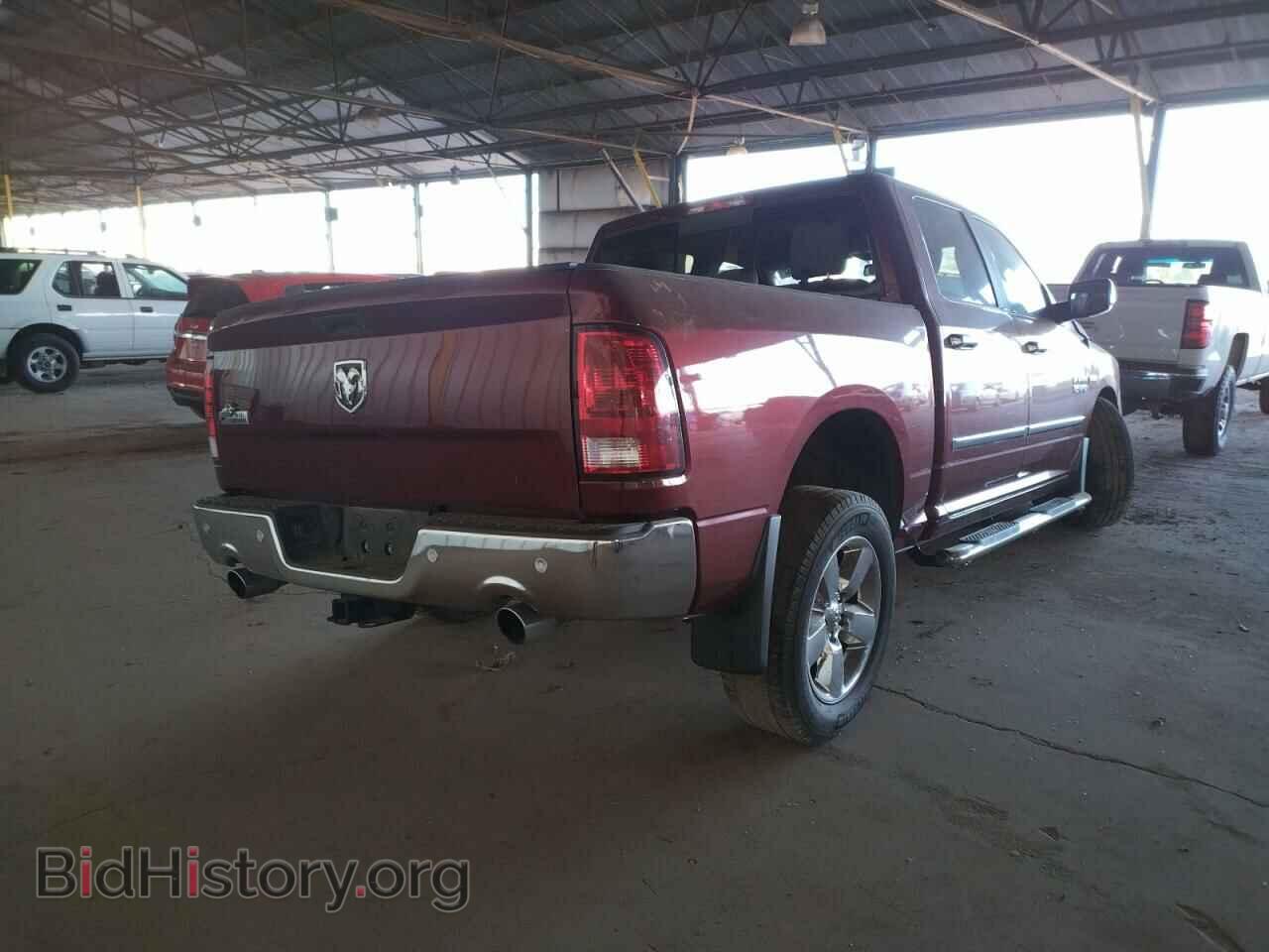 2017 RAM 1500 - VIN: 3C6RR6LT3HG559742 - Фото 4