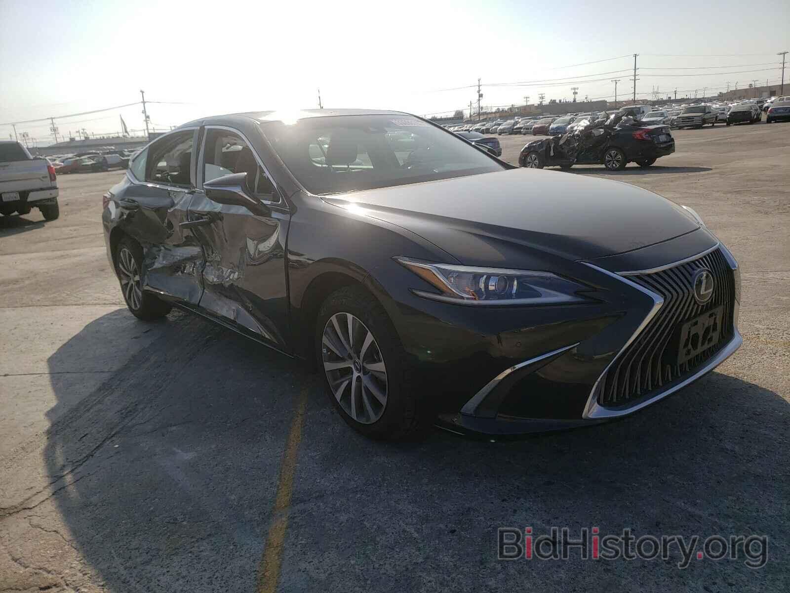 Photo 58ABZ1B15KU043565 - LEXUS ES350 2019