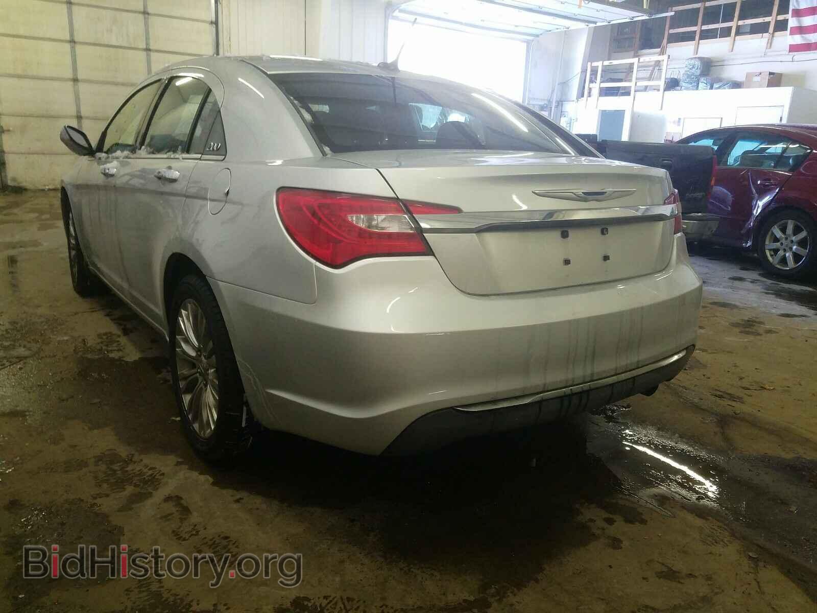 2012 CHRYSLER 200 - VIN: 1C3CCBCB1CN241977 - Фото 3