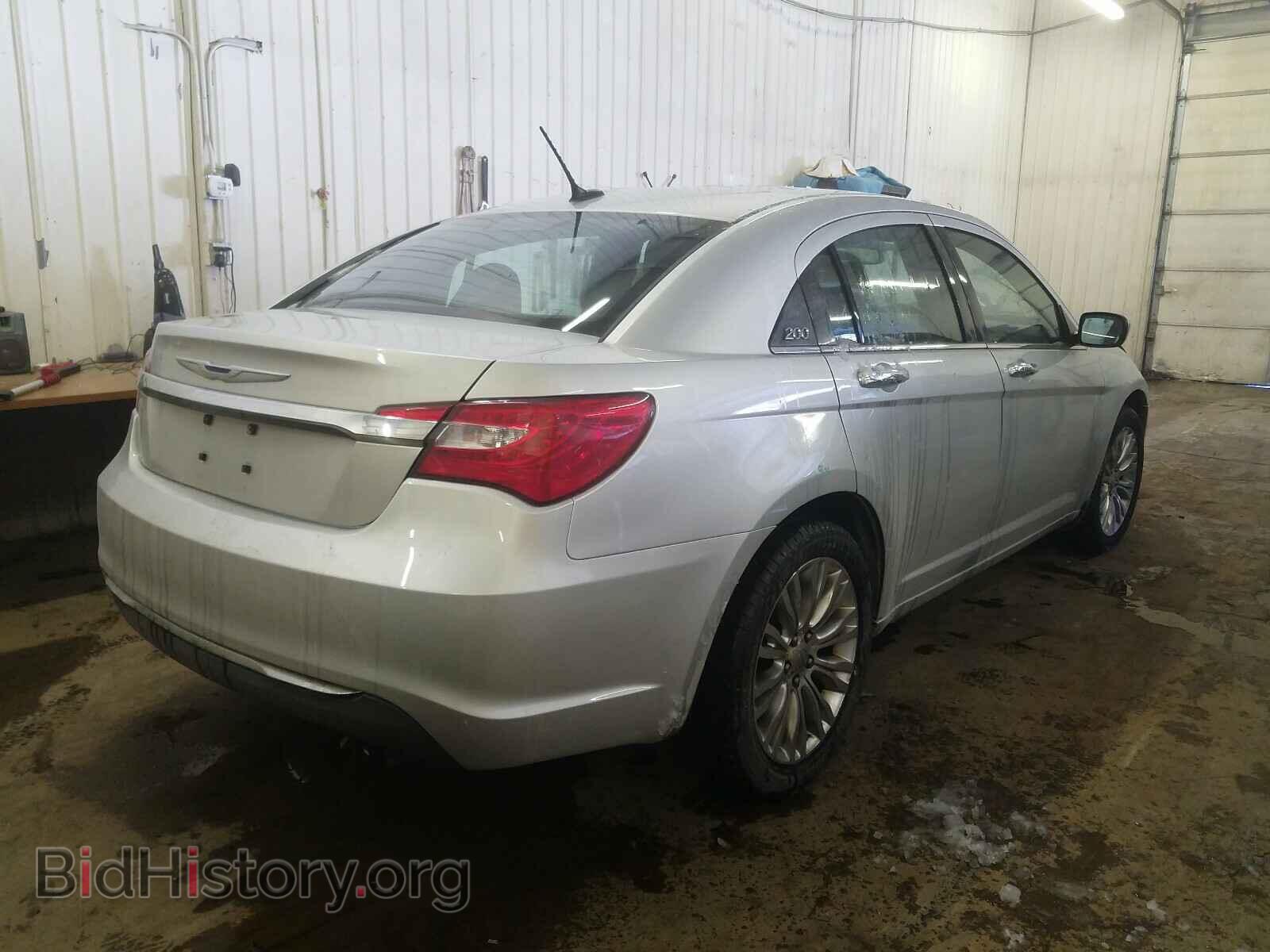 2012 CHRYSLER 200 - VIN: 1C3CCBCB1CN241977 - Фото 4