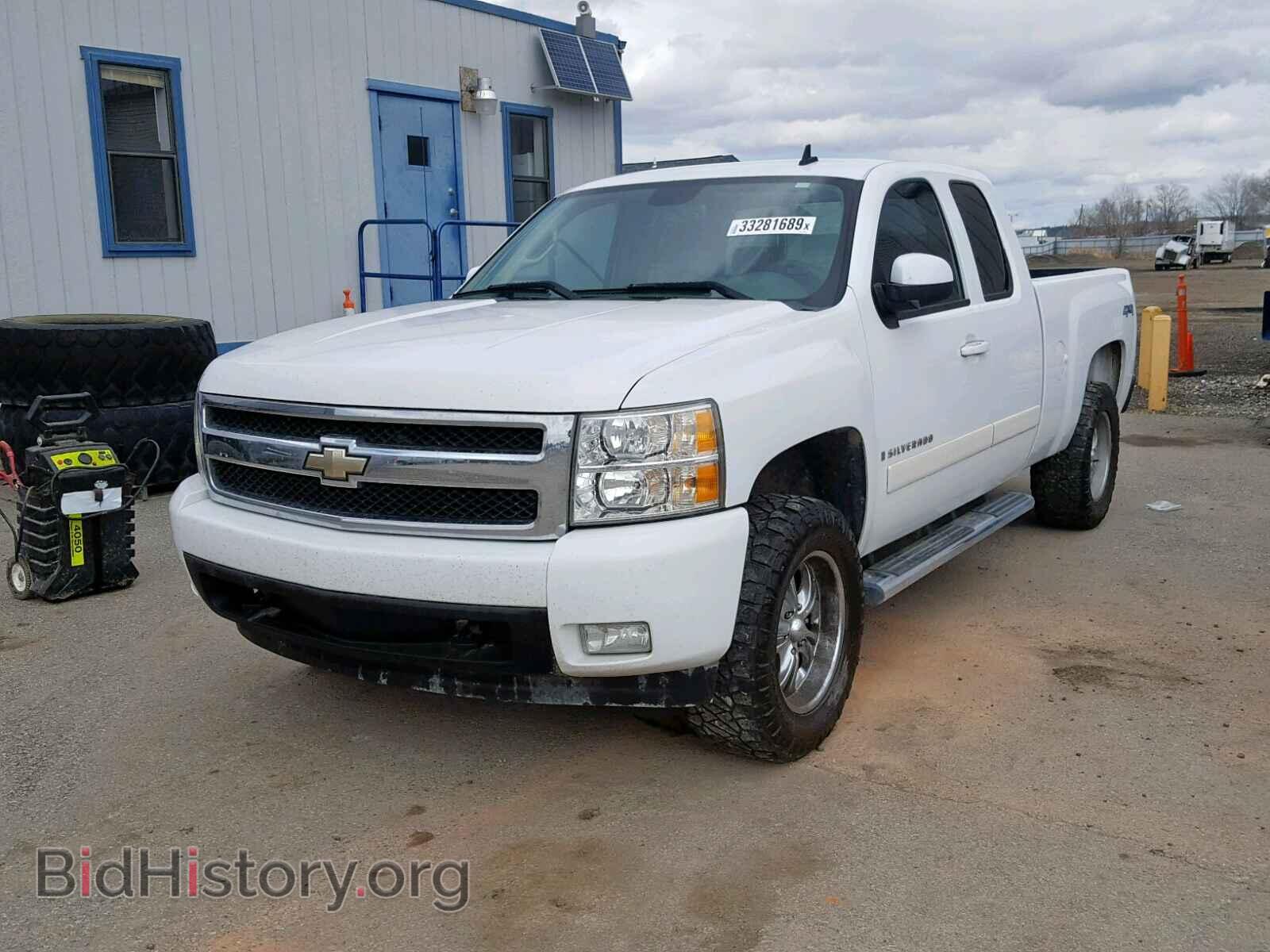 2007 CHEVROLET SILVERADO - VIN: 2GCEK19J471719252 - Фото 2