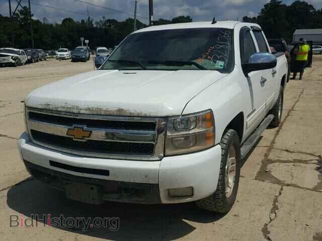 2011 CHEVROLET SILVERADO - VIN: 3GCPKTE37BG354321 - Фото 2