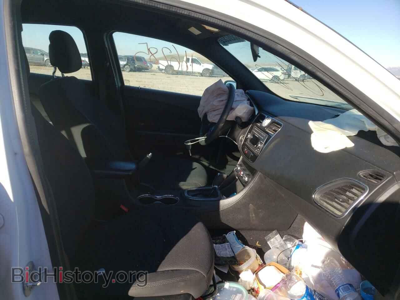 2014 CHRYSLER 200 - VIN: 1C3CCBAB6EN213615 - Фото 5