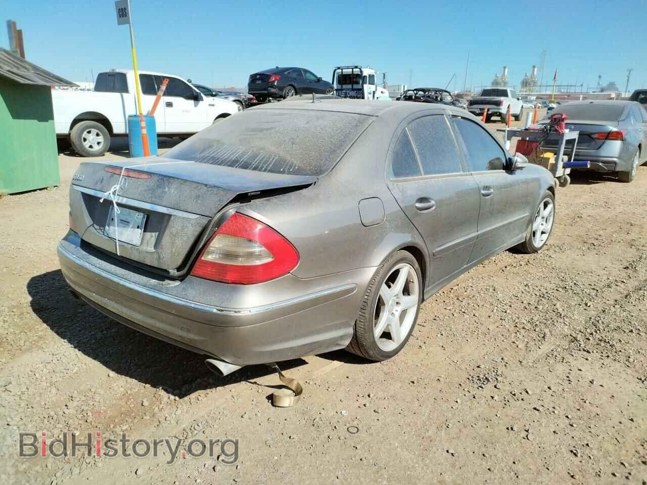 2009 MERCEDES-BENZ E-CLASS - VIN: WDBUF56X29B420196 - Фото 4