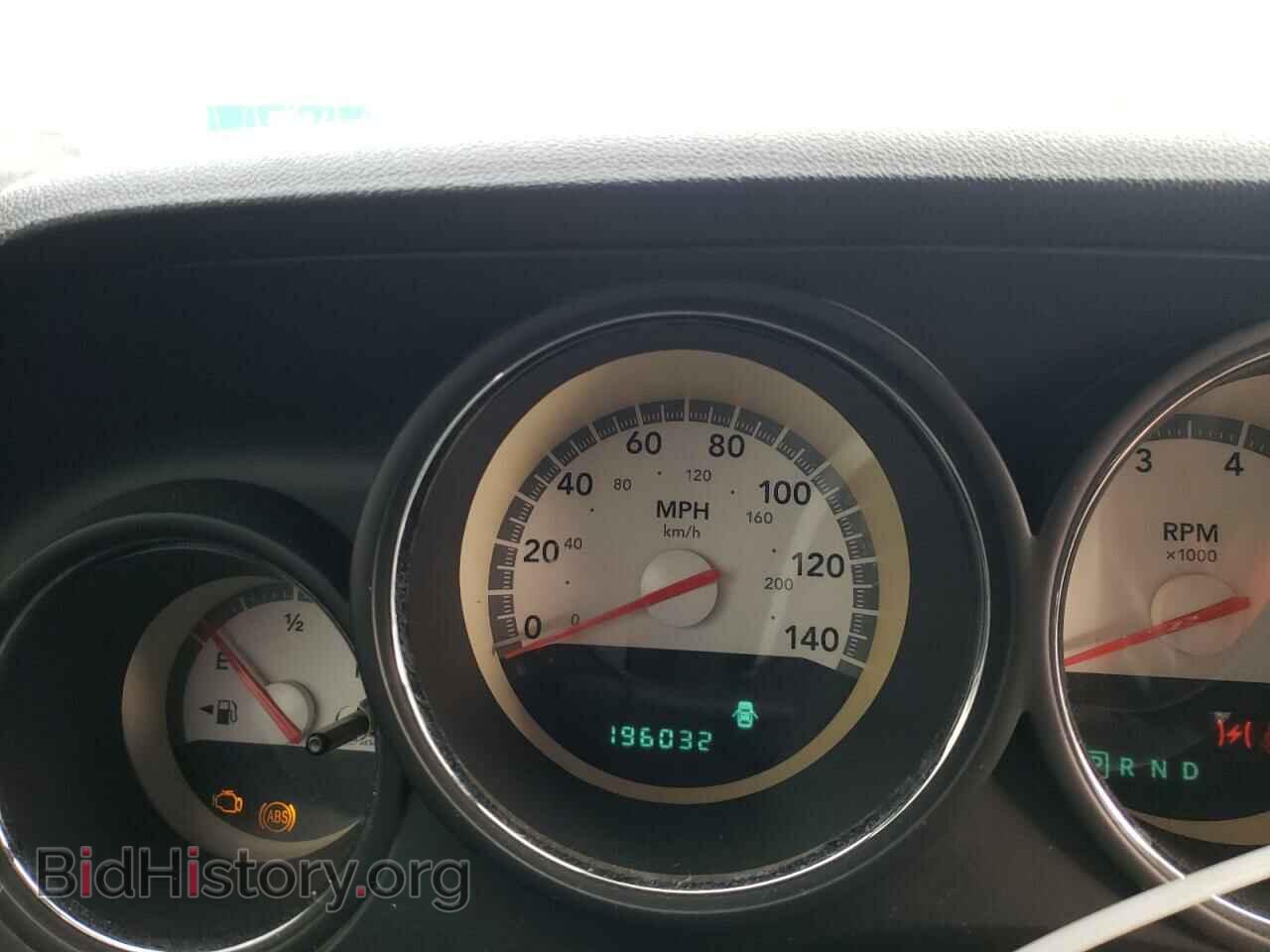 2010 DODGE CHALLENGER - VIN: 2B3CJ4DV4AH166642 - Photo 8