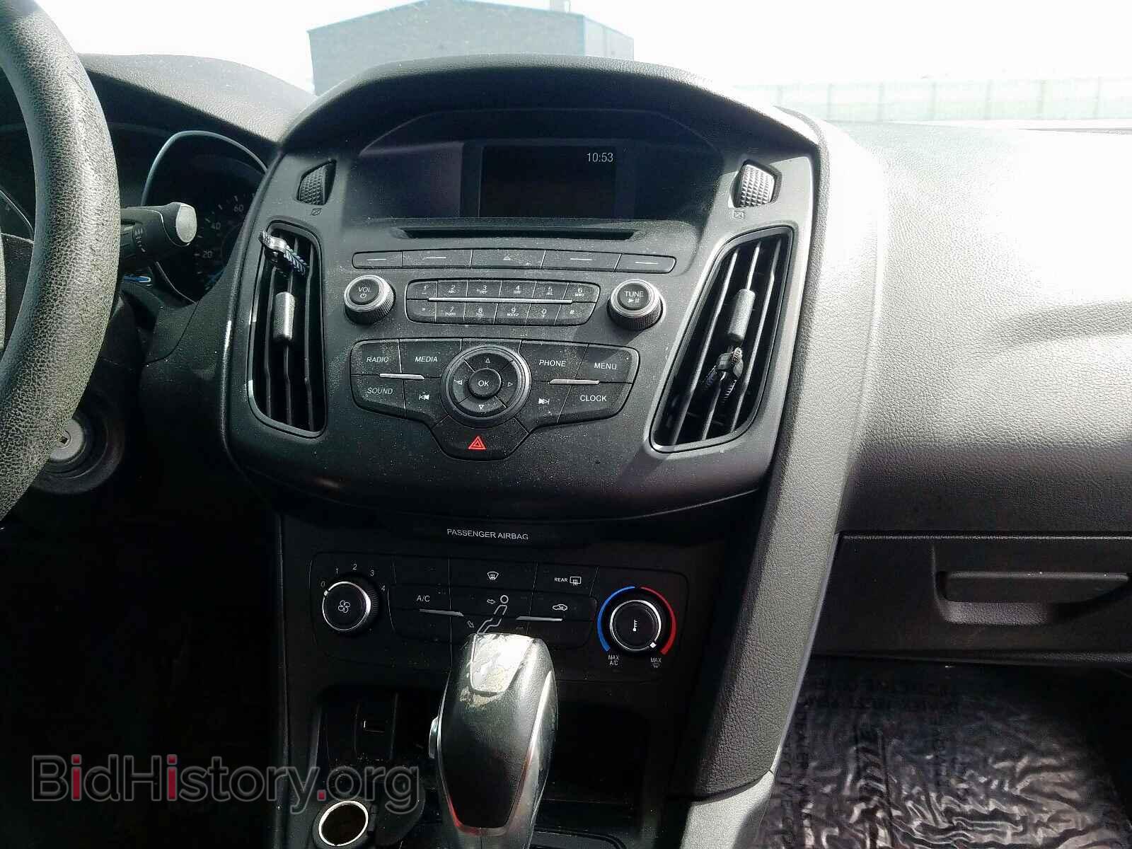 2016 FORD FOCUS - VIN: 1FADP3F21GL325567 - Photo 9